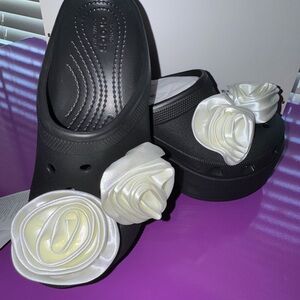 CROCS Siren Black Clogs with Cream Floral Accents